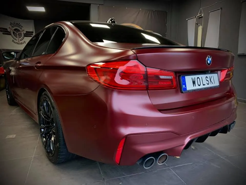 BMW M5 po detailingu - tył